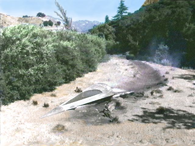 tvcrash.jpg (67030 bytes)
